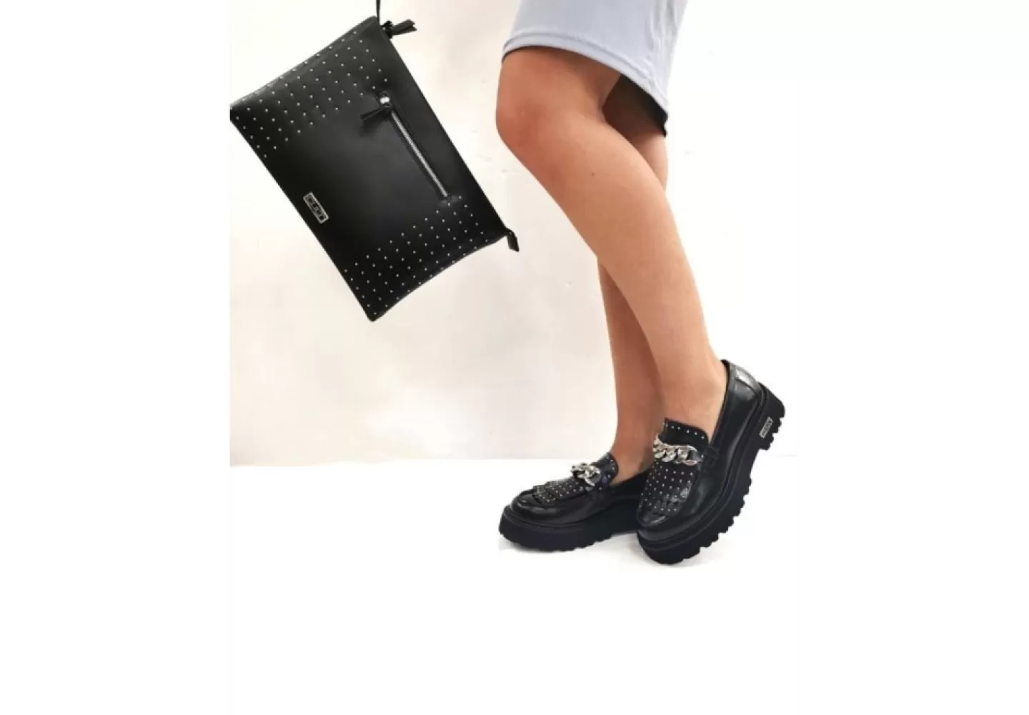 Donna Cult Mocassino Da Donna In Pelle Con Borchie Clw319402 Black